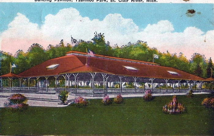 Tashmoo Park - Vintage Photo (newer photo)